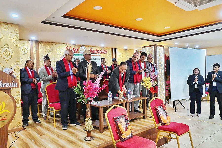 सहकारी संस्थाहरु उत्पादनमुखी नबने आर्थिक संकट निश्चित : सांसद केसी