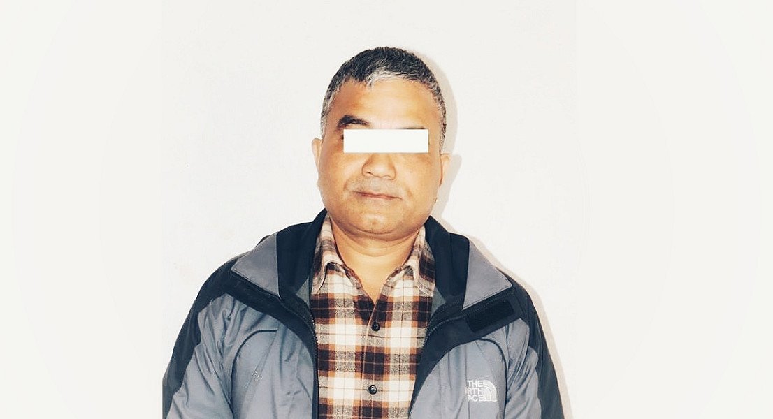 रोमानिया पठाउछु भन्दै २१ लाख बढि ठग्ने द‍ोलखाका ढालबहादुर बुढाथोकी काठमाडौमा पक्राउ